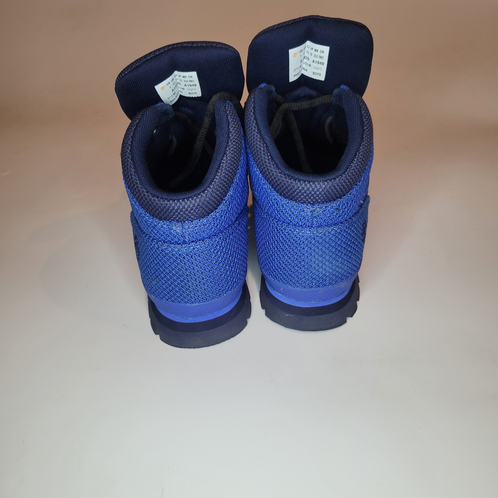 Kids Blue Timberland Shoes Size 5 - Picture 2 of 7